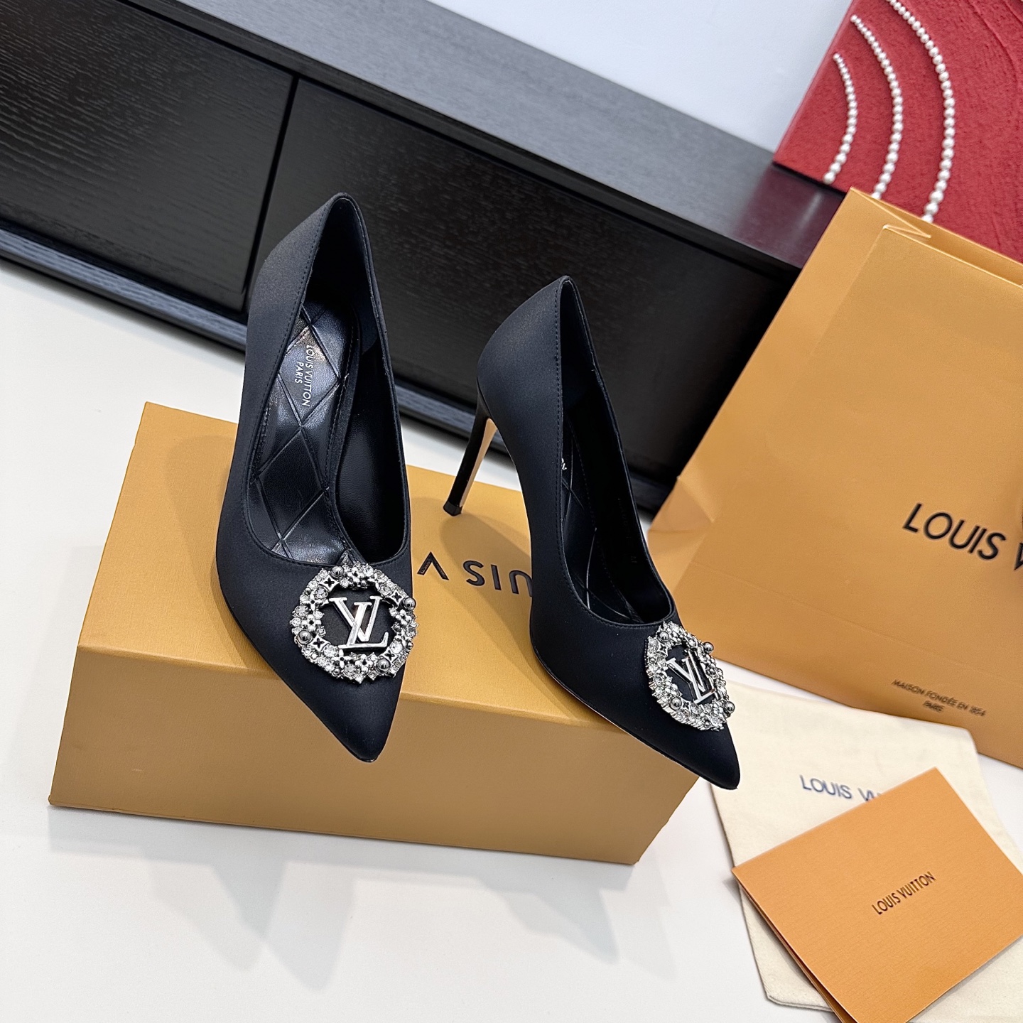Women's high heels